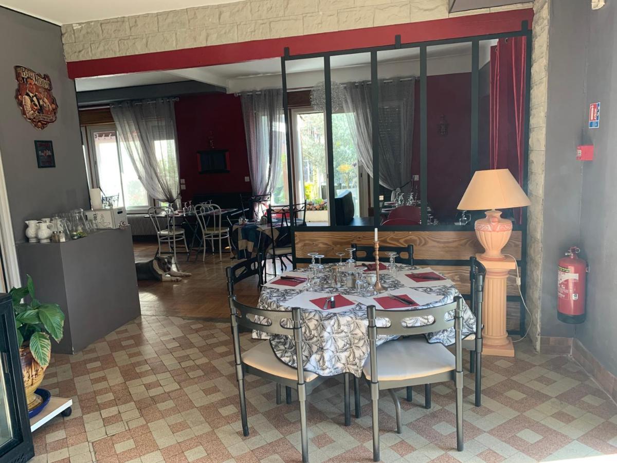 Le Jardin D Ines Hotel Espéraza Екстериор снимка