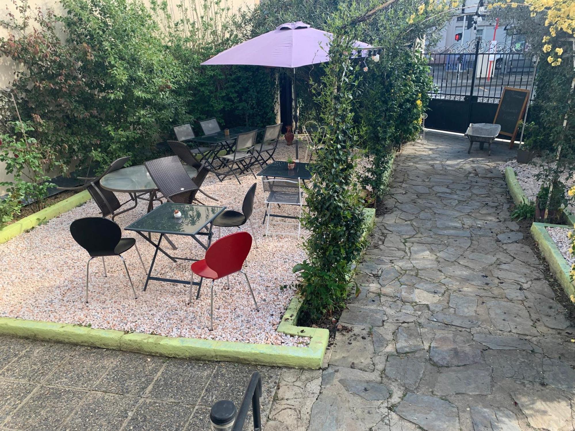 Le Jardin D Ines Hotel Espéraza Екстериор снимка